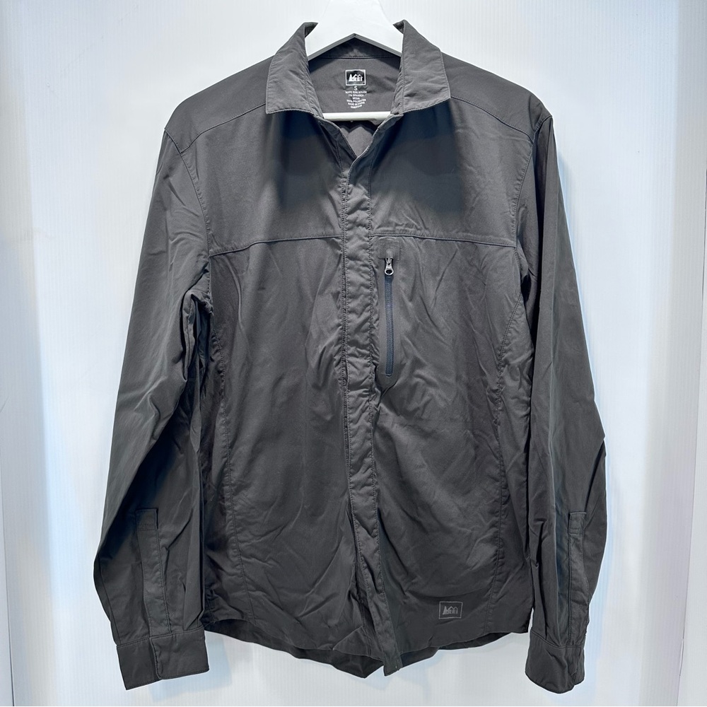 REI‎ Shirt Men’s Small Long Sleeve Snaps Fishing Vented Hiking Outdoor Gray